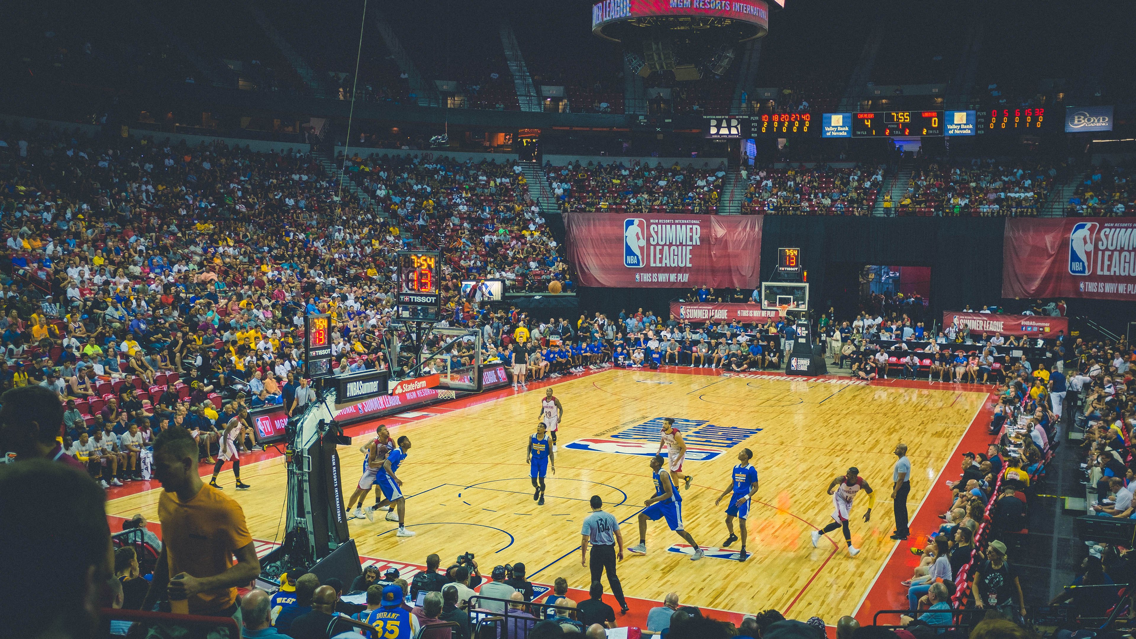 《2025英雄联盟全球总决赛，强者争锋，一触即发》，英雄联盟2020全球总决赛开幕